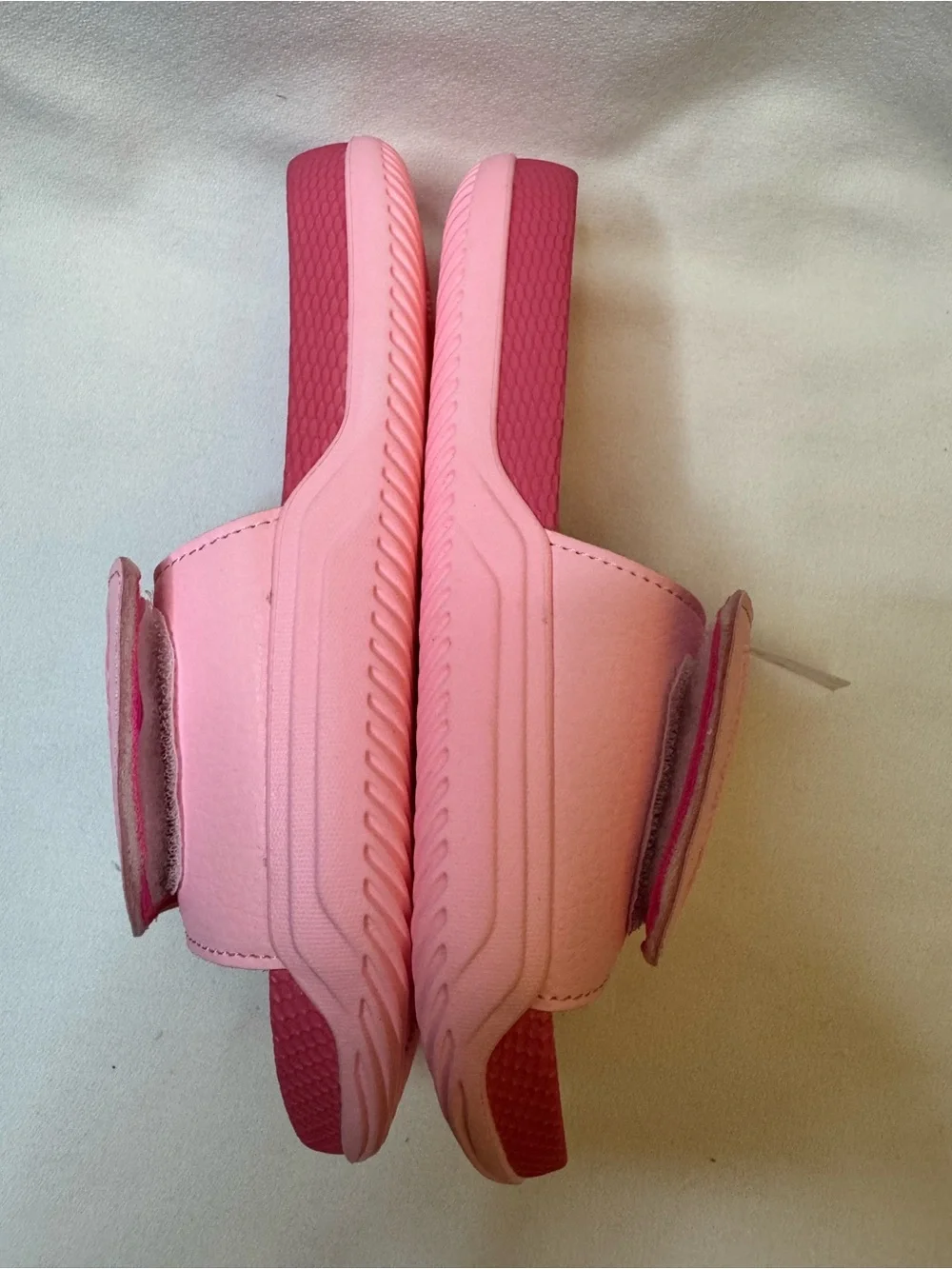 Reebok Girls Delta Vital Pink Slides Size 3 NWT